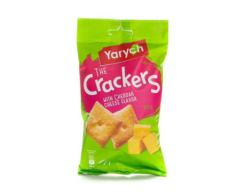 Cracker with the Cheddar cheese flavour “Yarych” 