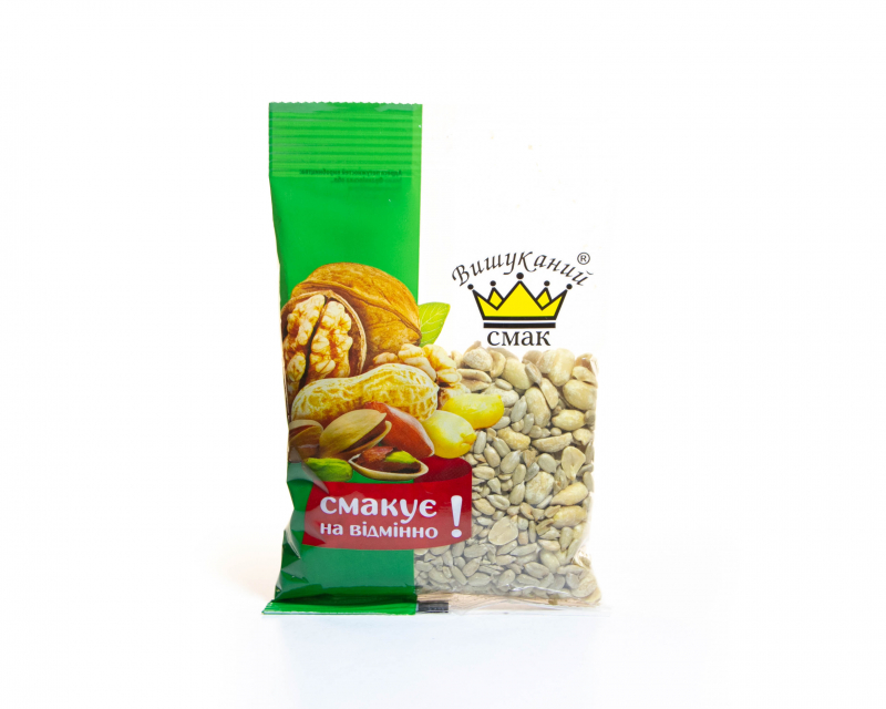 Mix of sunflower kernels and peanuts roasted, salted